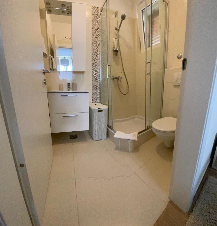 Villa Pergola -Apartment Roko Mlini Esterno foto
