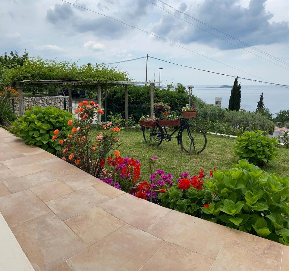 Villa Pergola -Apartment Roko Mlini Esterno foto